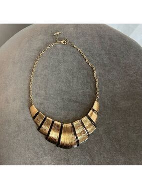 Nygard brushed gold curvy piano Cleopatra statement necklace